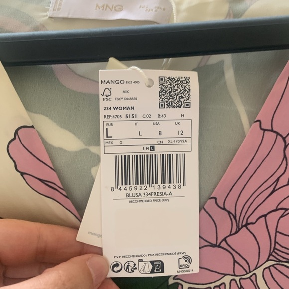 NWT Floral tunic with fringe detail - Picture 4 of 5